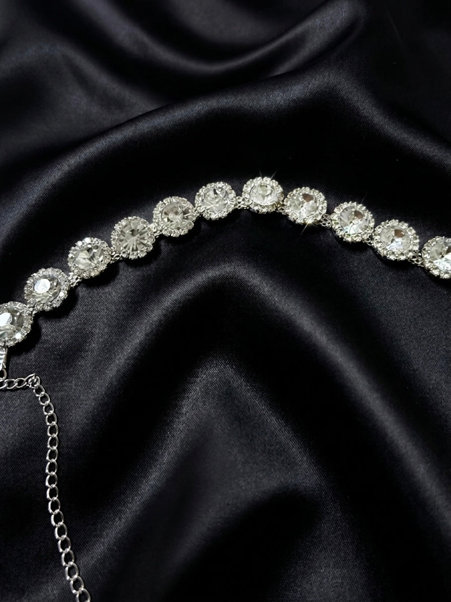 Starlace Choker