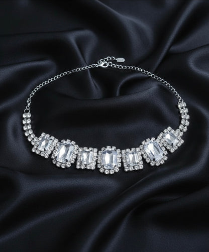 Vintage Hollywood Chocker